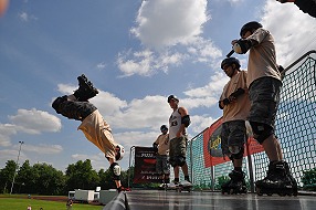 Flo 1 Hand Handstand
